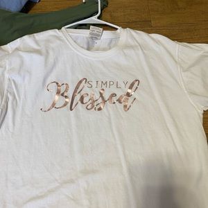 Women’s comfort colors size large